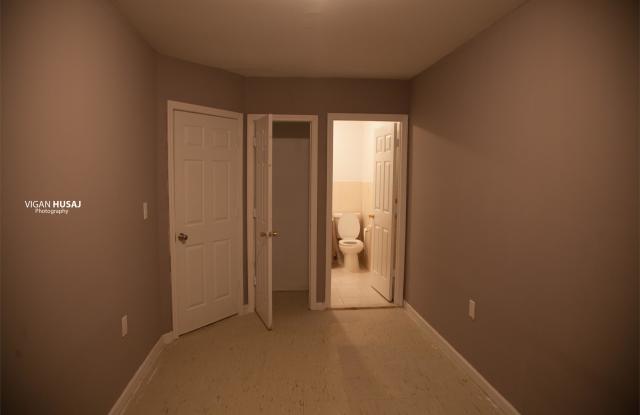 2084 Valentine Avenue - 2 Gallery 4