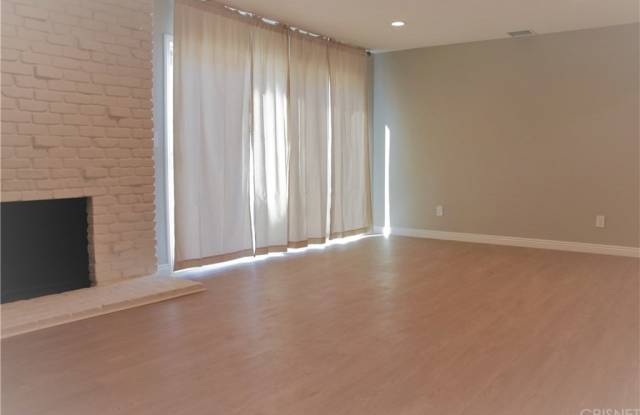 8479 Vassar Avenue Gallery 4