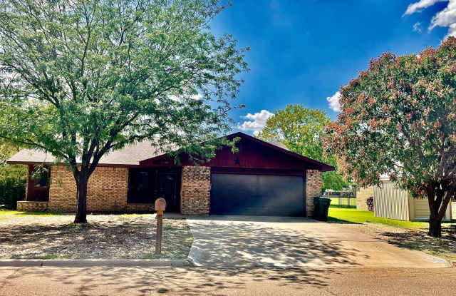 2100 Fairway Terrace, Clovis NM - 2100 Fairway Terrace, Clovis, NM 88101 2100 Fairway Terrace, Clovis NM - 2100 Fairway Terrace, Clovis, NM 88101