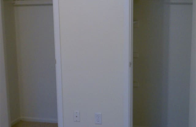 5806 27th Street - 17B-G Gallery 3