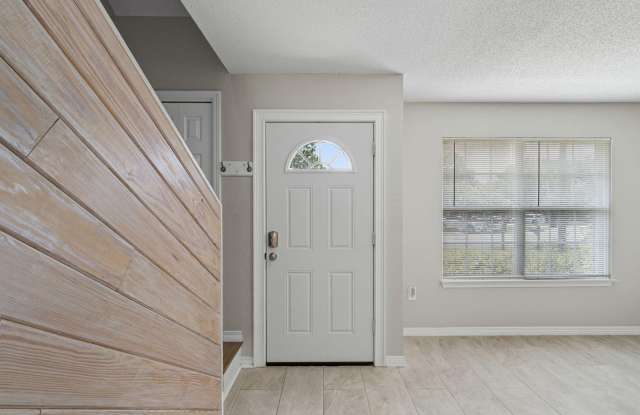 South Crestview Home Gallery 4