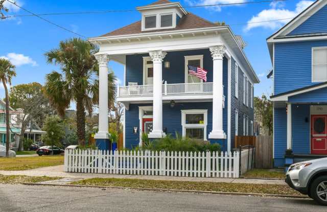 Historic Homes Like This Don't Come Up Often! photos photos