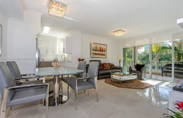 1824 Brickell Avenue Gallery 3