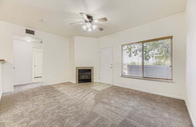 Bright, Updated Condo in Sought-After Skyline Estates! photos photos