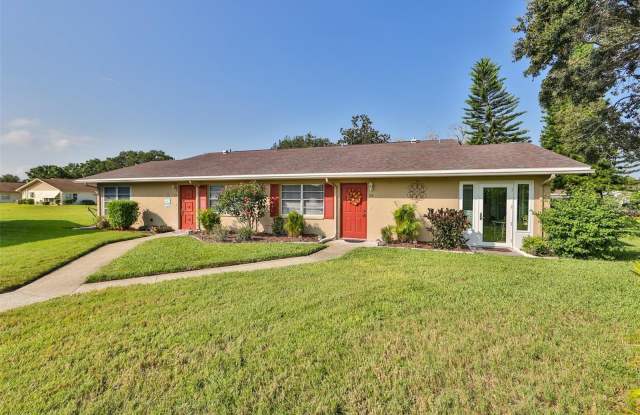 1904 CANTERBURY LANE - 1904 Canterbury Lane, Sun City Center, FL 33573