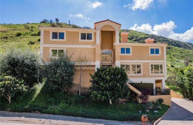 43 Flintlock Lane - 43 Flintlock Lane, Bell Canyon, CA 91307