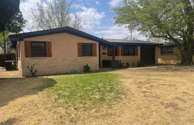 Pre-leasing for Fall! Adorable Remodeled House in Prime Location! photos photos