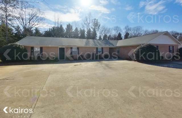 198 Deer Parkway - 198 Deer Parkway, Athens, GA 30605 198 Deer Parkway - 198 Deer Parkway, Athens, GA 30605