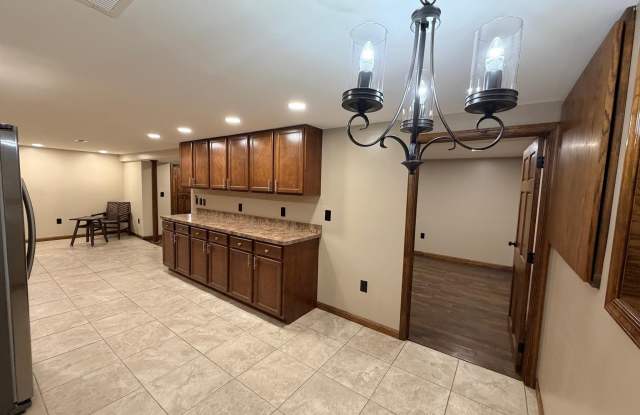 1105 MEANDER Drive Gallery 3