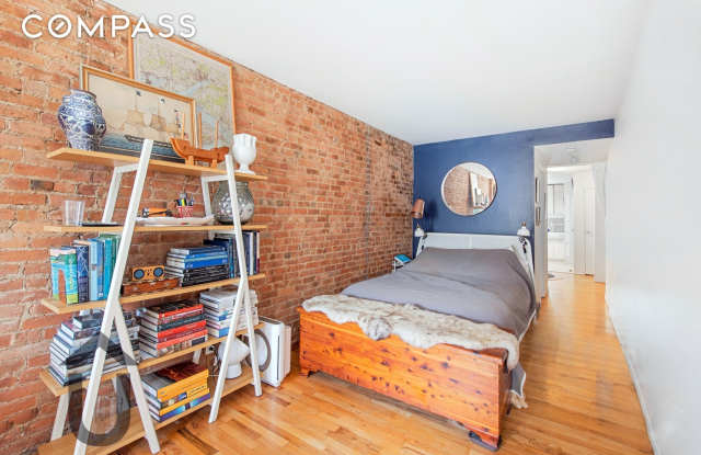 309 East 104th Street Gallery 3