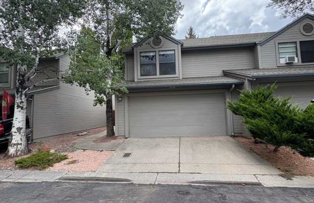 Gorgeous Foxglenn Rental Gallery 4