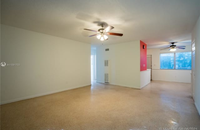 615 85th St - 615 85th Street, Miami Beach, FL 33141