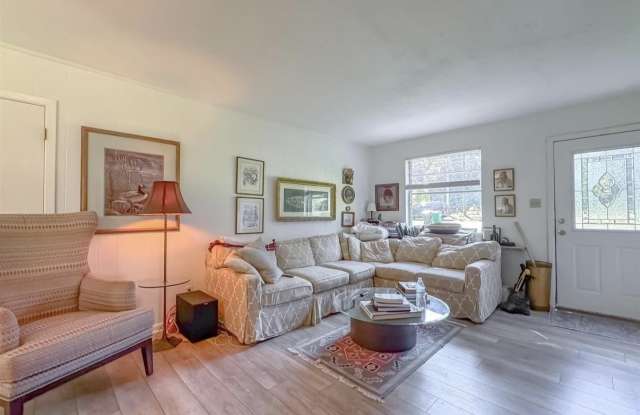2034 Harriet Drive Gallery 4
