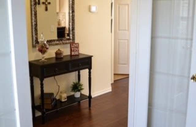 13202 Regency Forest Gallery 4