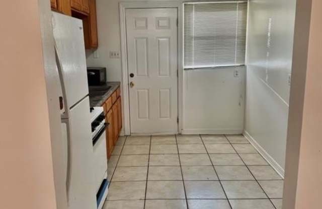 4632 LYNHUBER Drive Gallery 2