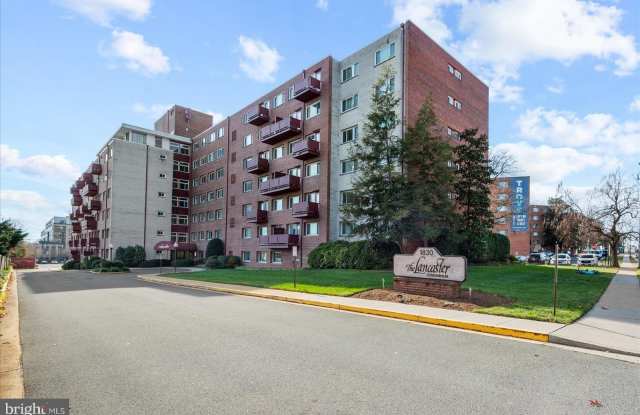 1830 COLUMBIA PIKE photos photos