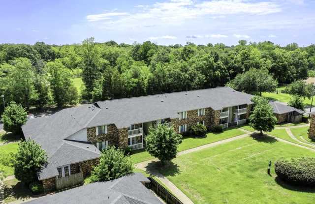 Briarwood Condominiums photos photos