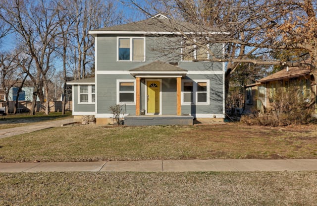 916 Classen Boulevard photos photos