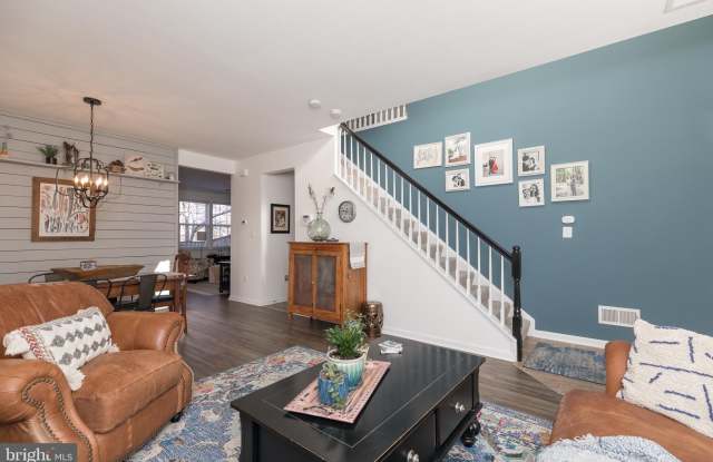 309 QUINTON OAKS Circle Gallery 3