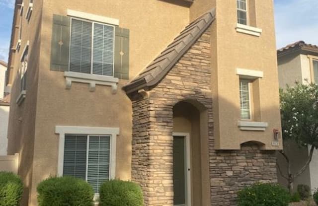 913 W Wendy Way - 913 West Wendy Way, Gilbert, AZ 85233