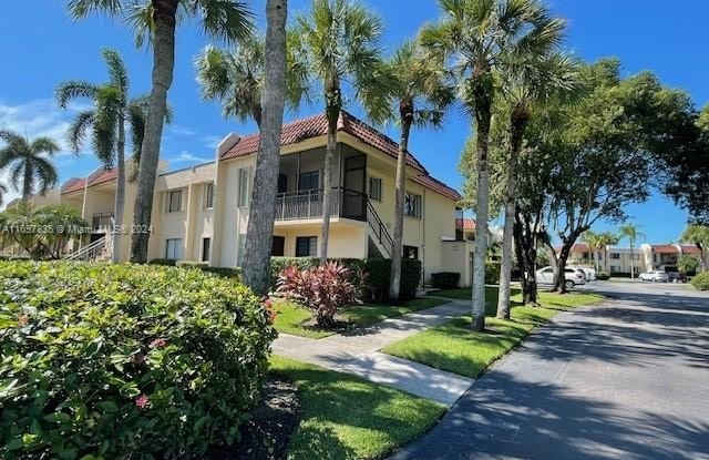 16411 Blatt Blvd - 16411 Blatt Boulevard, Weston, FL 33326