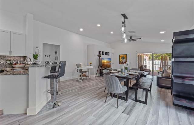 1356 Presidio Dr Gallery 3