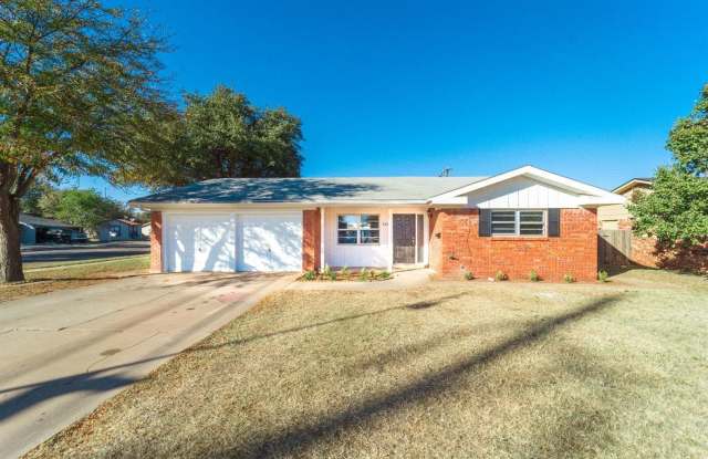 PRE-LEASING for AUGUST - Great 3/2 with a Large Bonus Room photos photos