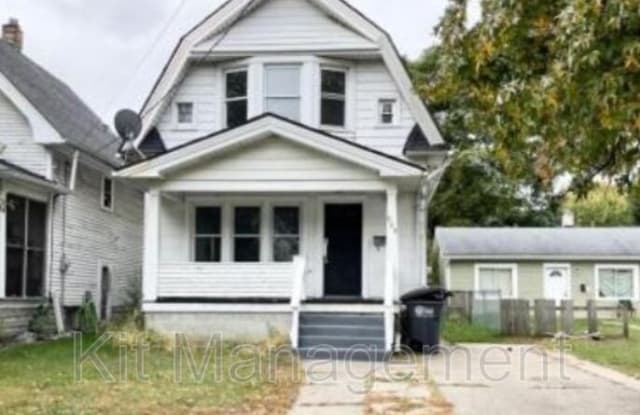 828 Toronto photos photos