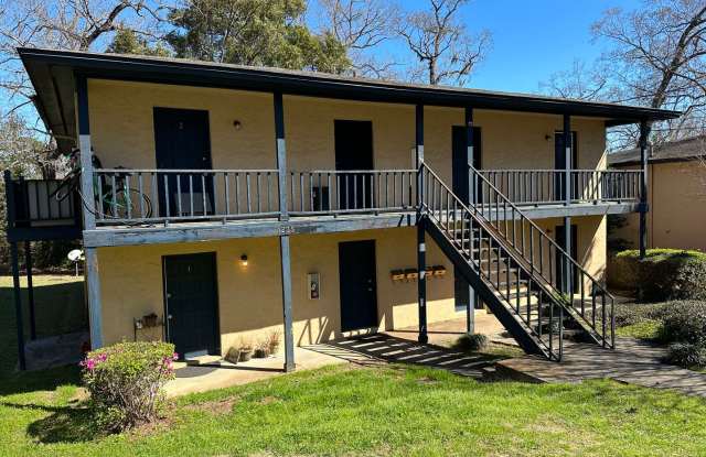 Downstairs unit CLOSE TO TMH! photos photos