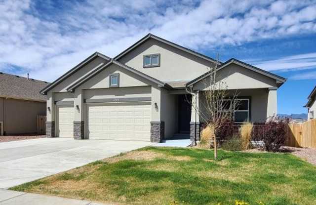 Beautiful 5 bedroom, 3 bathroom, 5 car garage ranch style home with views of Pikes Peak available to move in on 07/02/2024! - 7240 Bigtooth Maple Drive, Security-Widefield, CO 80925