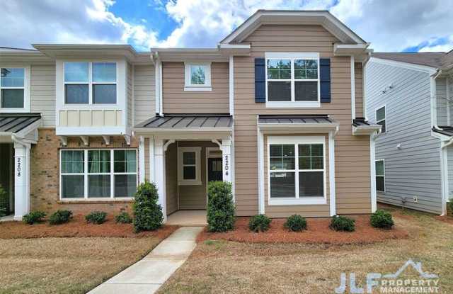 2204 Blewett Drive Gallery 1