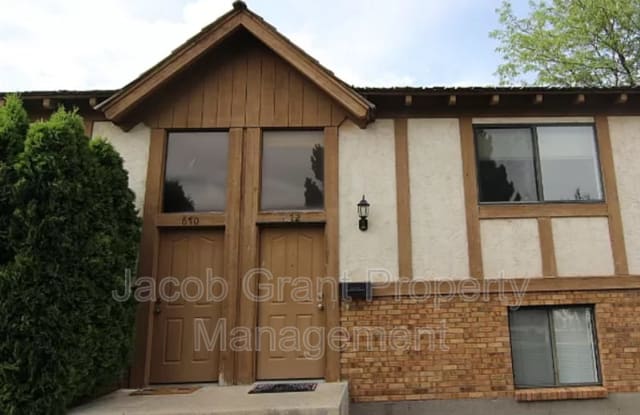 612 John Adams Court photos photos