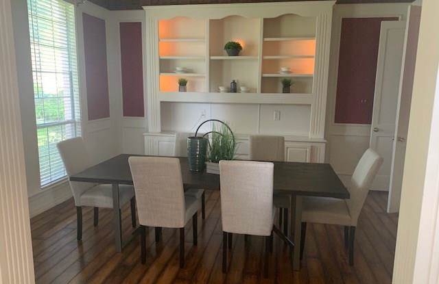 1520 Bayberry Court Gallery 4