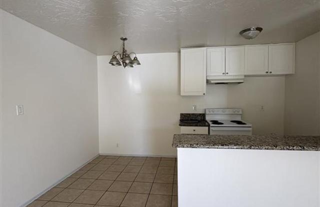 5505 Ackerfield Ave in Long Beach photos photos