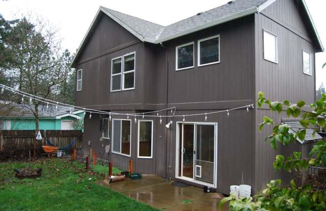 3 Bedroom 2.5 Bath Newberg OR Gallery 3