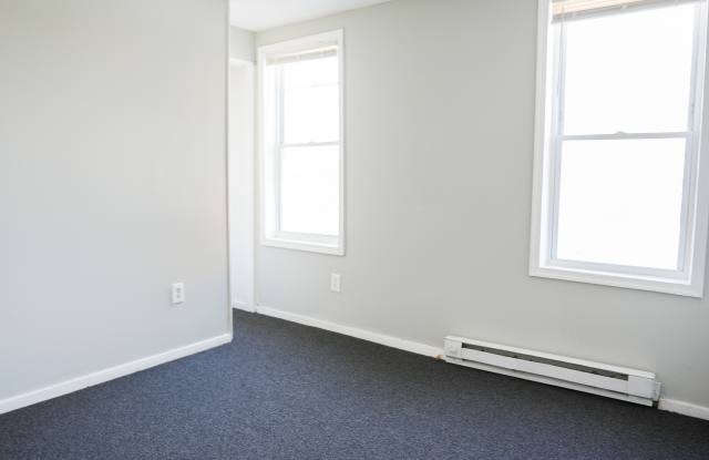2864-3 Rayner Ave. Gallery 4