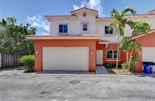 244 Southeast 2nd Street - 244 Southeast 2nd Street, Deerfield Beach, FL 33441