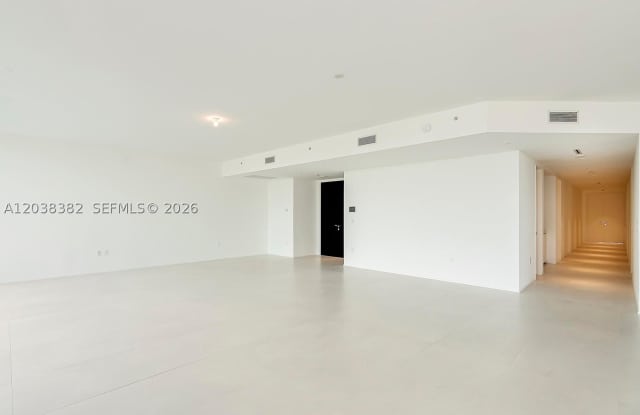 1000 Biscayne Blvd Gallery 2