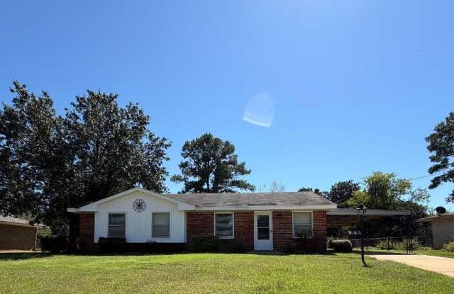 105 Ivey Court Gallery 1