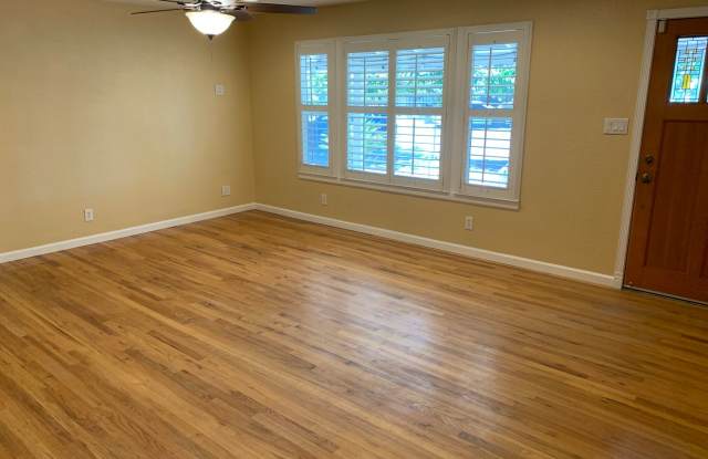 Beautiful Single Story Home Ready To Be Called Home! Gallery 2