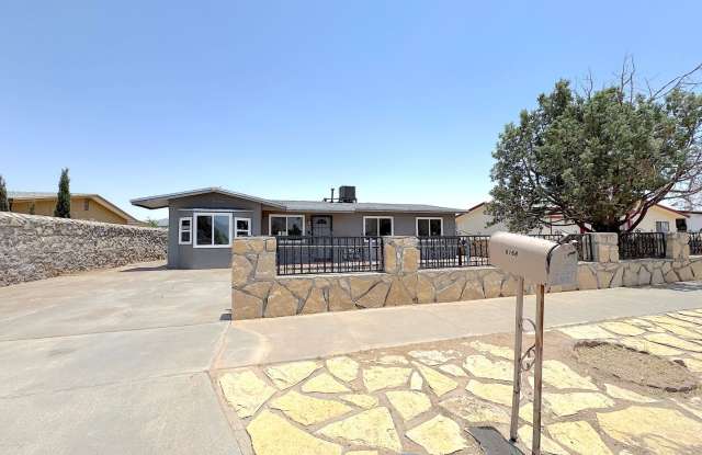 Northeast El Paso 4 Bed Refrig A/C photos photos
