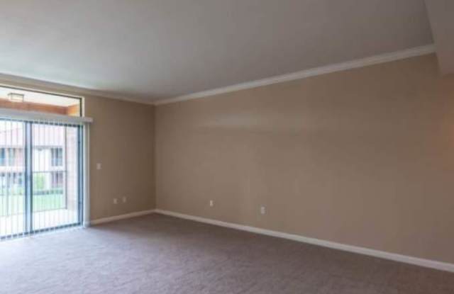 1983 Hunter Rd Gallery 1