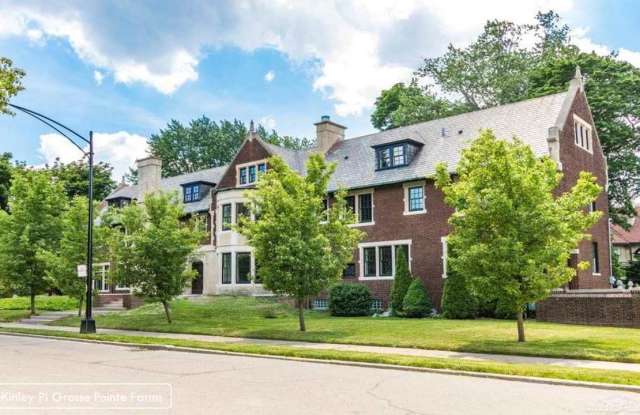 43 Mckinley Pl Gallery 3
