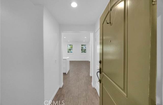 435 Mallorca Lane Gallery 4