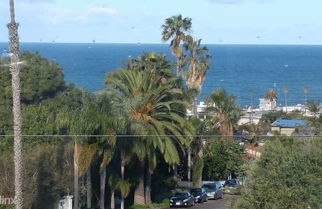 4490 Bermuda Ave Upstairs - 4490 Bermuda Avenue, San Diego, CA 92107