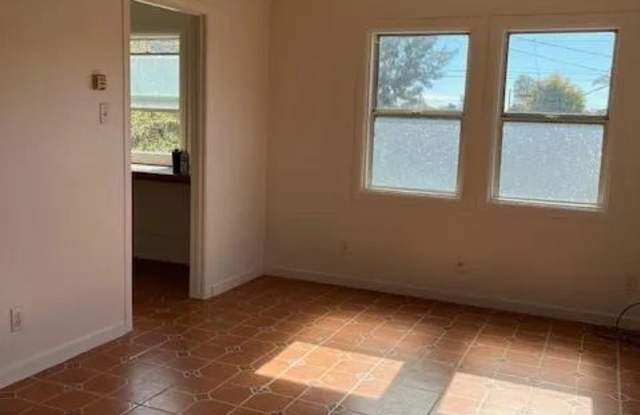 115 West Simpson Street photos photos