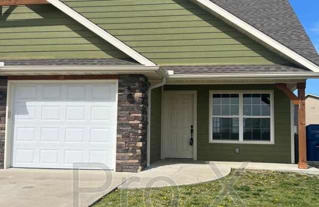 402 Carson Way photos photos
