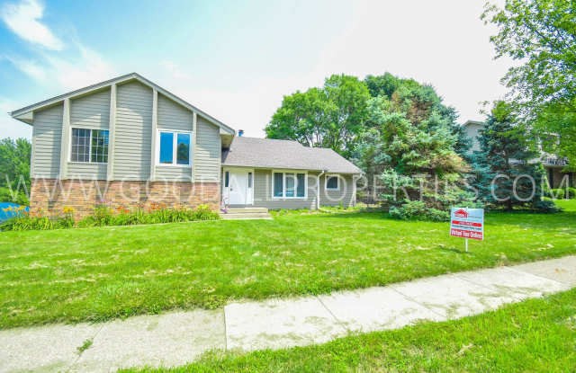 2 Bedroom 2 Bath Duplex with additional flex room and Garage and Fenced yard!!! photos photos