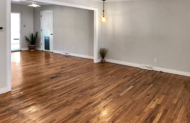 2944 S Ingalls Way Gallery 3