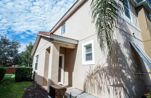 550 LAS FUENTES DRIVE photos photos